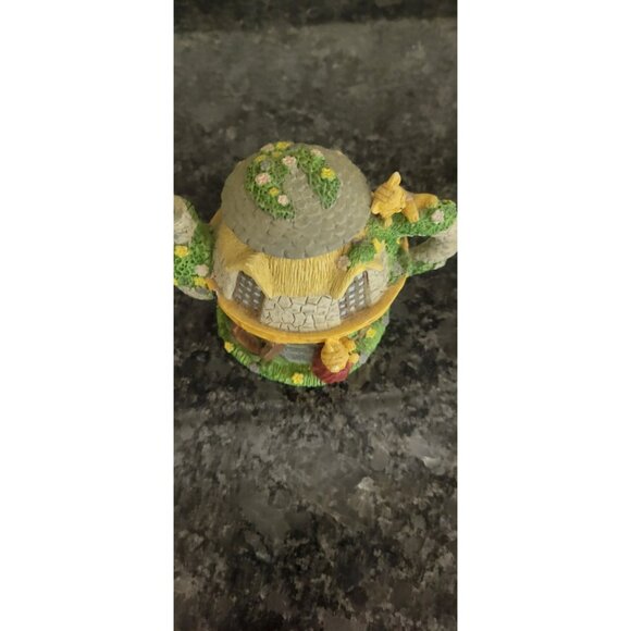 Vintage Miniature Cottage-Shaped Teapot With Lid and Kitties and Flowers - Picture 13 of 14